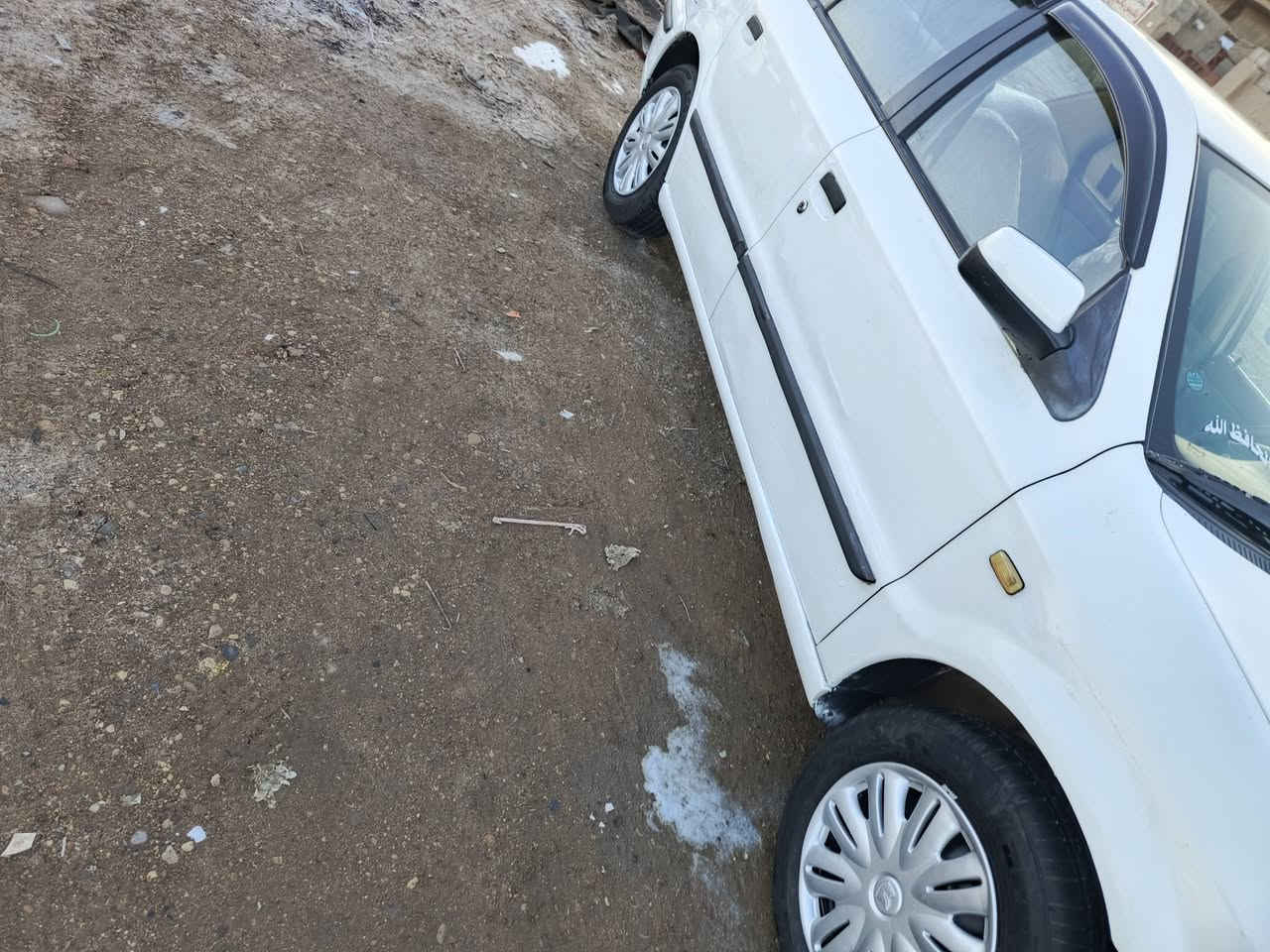 سلام عليكم سمند لبيع موديل 2010سياره جاهزه من كلشي من كير مكينه تخم تاير جديده حداديه  مكان سياره واسط لكوت مركز لمدينه رقم لتصال ‏‪***********‬‏،،
