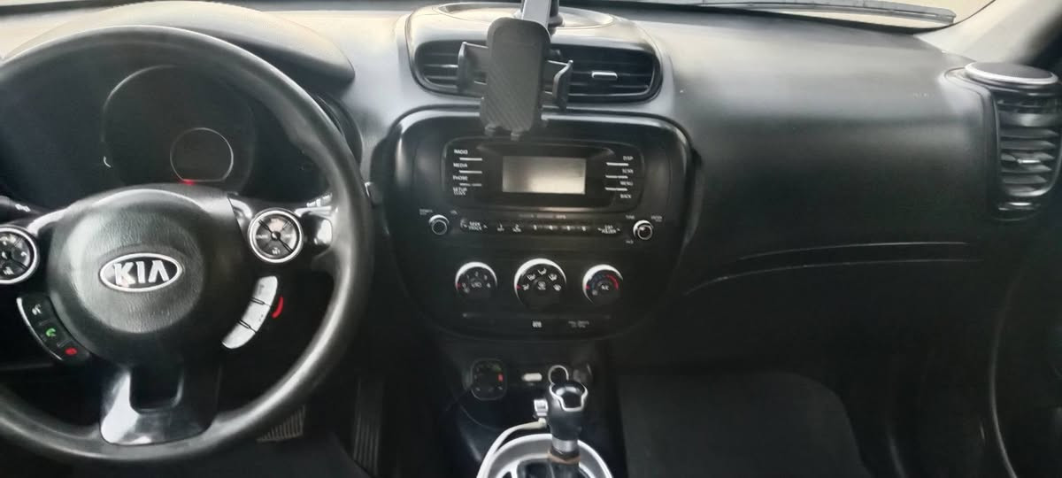 موديل 14 رقم بغداد نكليزي باسمي محرك 1600 جي دي اي جاهز من كلشي لا دوانز ولا مصرف تبريد ويه السويج كهربائيات كلها جاهزه مكانها بغداد جسر ديالى مراوس بتكسي حسب القناعه سعر 98 بيها مجال بسيط باقي التفاصيل موجود واتساب ***********
