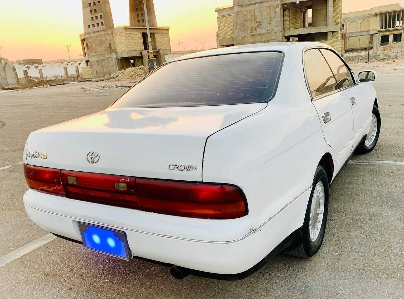 السلام عليكم ورحمه الله 
للبيع بطه متصل لون ابيض موديل 1993 رقم بصره مشروع وطني تحويل مباشر كير مكينه 2500 ديلكو شرط النظافه السياره كفاله گص ونقل وعيب وضربه وصبغ واصوليات يعني كفاله عامه جاهزه من دواخل تخم تاير حداديه اسفنج كهربائيات ويل جديد ادامه جديده مال جناي مكان السياره كربلاء السعر 55 وبيها مجال 
للاتصال...***********
