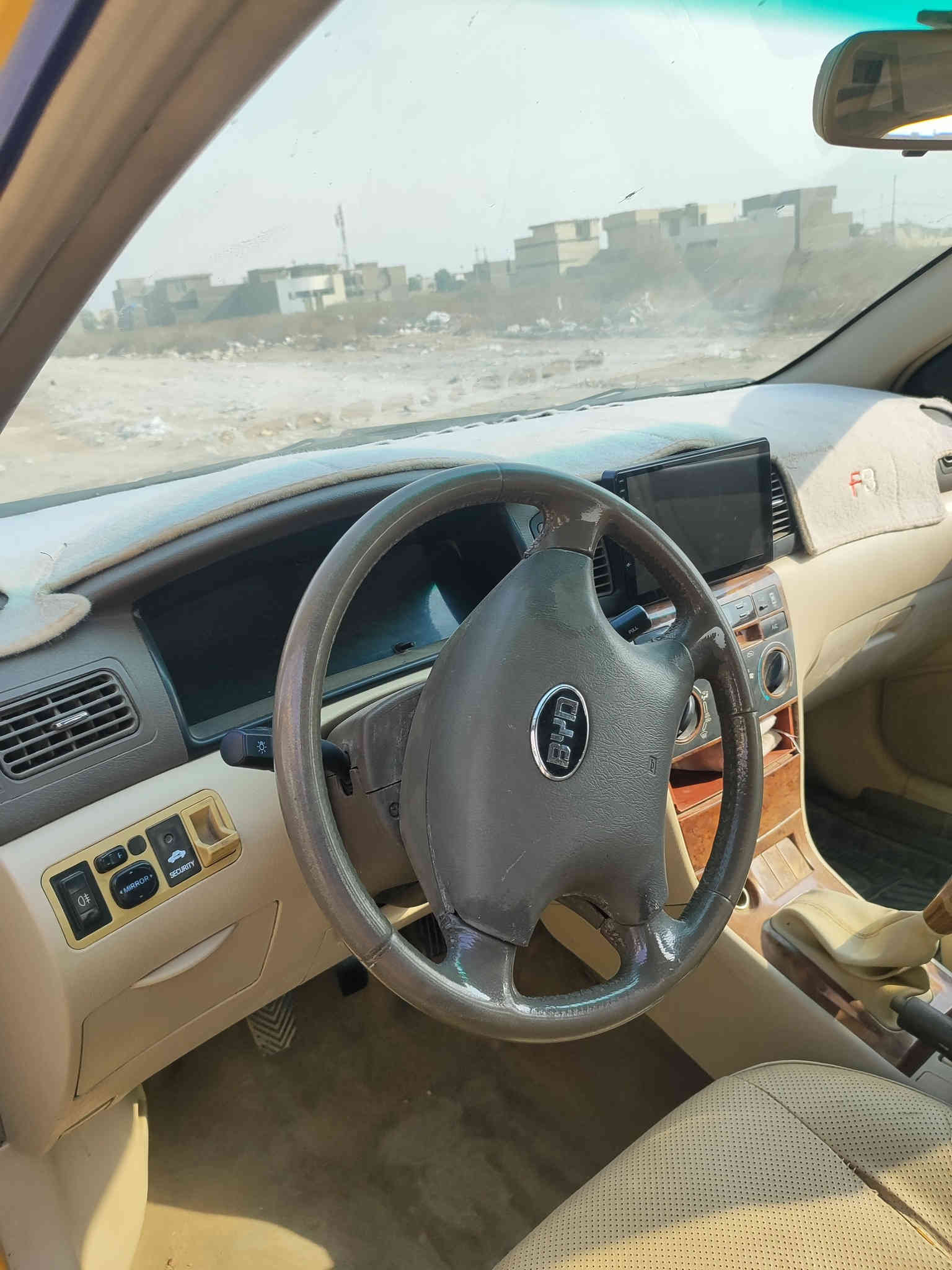 سلام عليكم 
سياره BYDf3 مديل 13
مصبوغة عام جمالية مابيهة معجون 
كهربائيات شغالة كير ومكينة خير من الله 
تخم تاير جديد صدر جديد 
العنوان القرية النفطية تقاطع النهروان 
السعر 50$
***********
