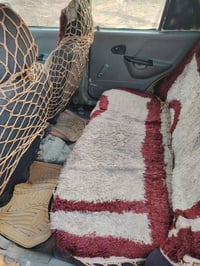 سايبة للبيع 2012 السيارة حلوة بس لان مطينة ما مبينة مصفرة هيئة وغرامات...