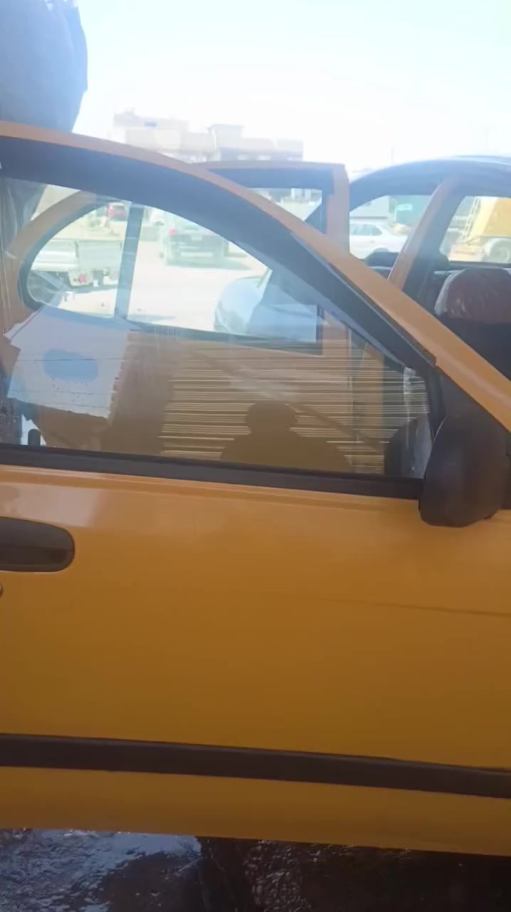 سلام عليكم شلونكم شباب طيبه للبيع موديل 2015 السياره مكفوله كير محرك تبريد ثلج حماوه ربع ثابته بيها ضربه بالجاملغ ومرجعه ع البارد هيئه وغرامات امصفره السياره بأسمي سنوية لل30شرط التحويل الفابلون للجماليه فقط اي جراد ماكو سعرها 37وبيها مجال بسيط للتواصل *********** بي واتساب مكانها بغداد
