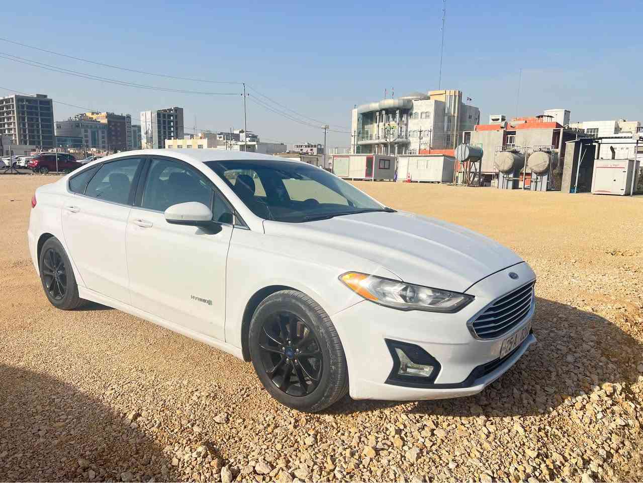 فیوژن هایبرید ٢٠١٩
٩٠ هەزار کم رۆشتوە 
ڕاداری پێش و دوا و ئاوێنەو ئۆتۆئستۆپ و سێ شاشە .. سەیارەکە لە سلێمانیە و بەناوی خۆمەوەیەو رەقەمی کەرکوکە .. بێ مەسرەفەو سۆنەرەکەیم داناوە *********** ،گۆڕینەوەش ئەکەم لەگەل سەیارەی بەرز السليمانية, العراق
