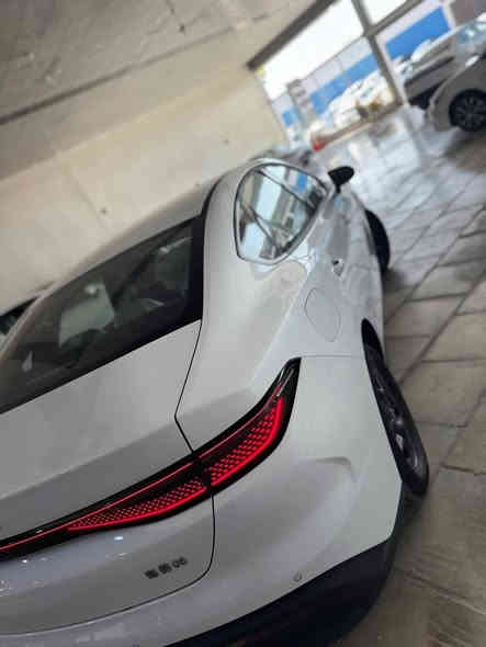 19 مليون صافي بدون دلاليه فقط يم معرض بغداد المركزي 
‭0773 655 0667‬ 
***********
