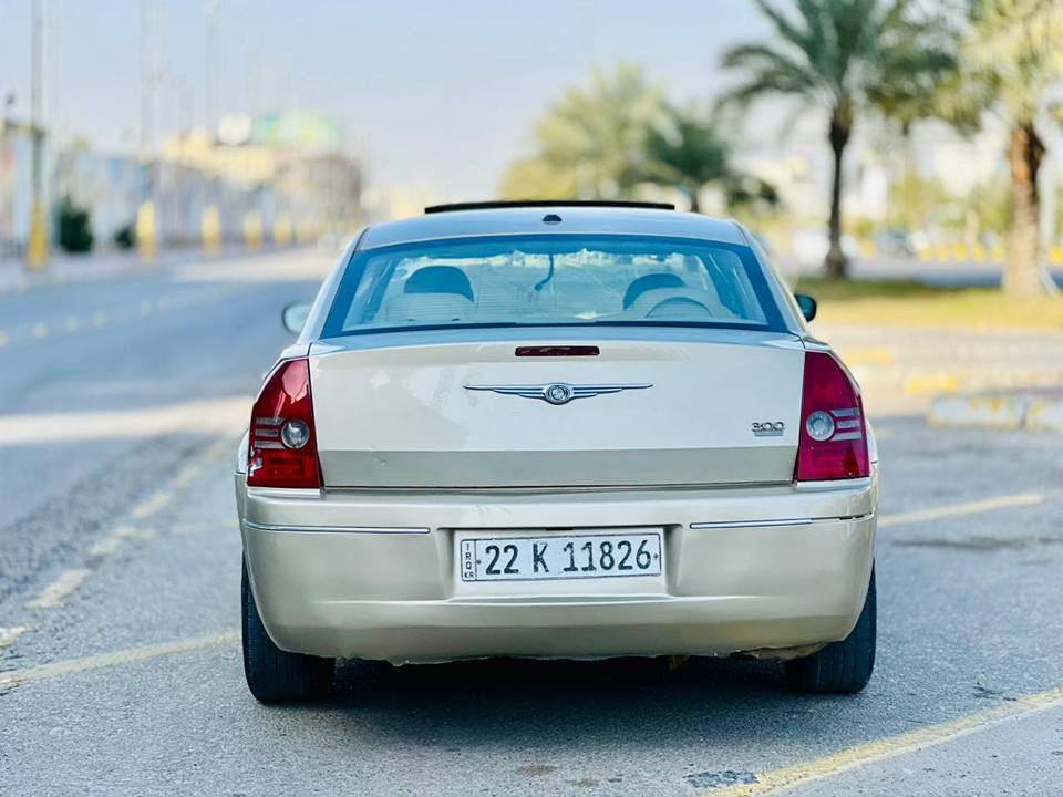 أوباما مديل 2010 سعر 112 قابل للتفاوض الأستفسار اتصل *********** وراد امريكي حادثها جاملغ امامي فقط فول مواصفات فتحه سقف تحكم ستيرن شاشة كبيرة كامره خلفيه كشنات كهربائي قطعتين تبريد حساسات مكينه 3600 مكينه وكير مكفولات حداديه جديده تخم تاير تبريد تدفئه شغال رقم أربيل نكليزي سنويه 29 مكان سياره كربلاء كربلاء, العراق
