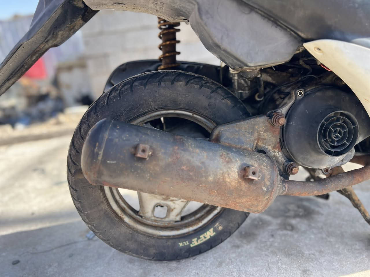 سلام عليكم دراجة جبلية مكينتها حلوة جديدة مكينة ما مفتوحة دراجة دقت هدر كهربائيات كلها بسوس باتري مكاني بصره السعر
***********@150
