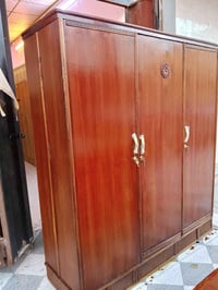 كنتور ٣ باب • نظيف جداً • بلد مقابل حسينية