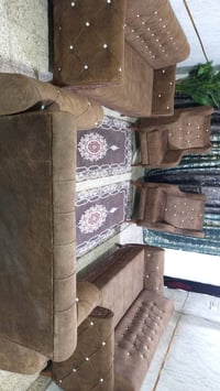 تخم تزكام • ١٠ مقاعد • نضافه ١٠٠%