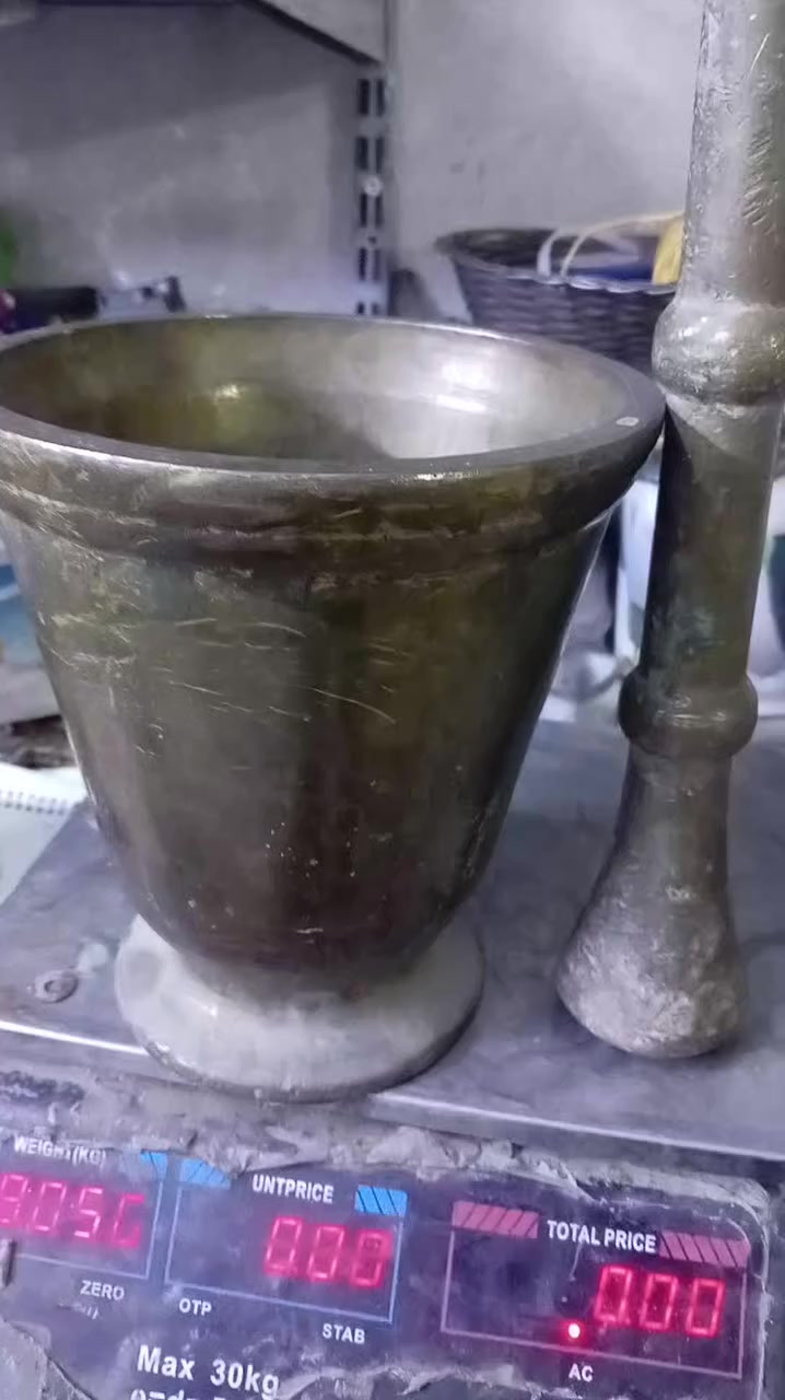 الارتفاع 20 الوزن 8 كيلوات السعر 160 الف


**إذا كنت صاحب هذا الإعلان وتريد حذفه لأي سبب، رجاءا أرسل رسالة إلى الدعم الفني**