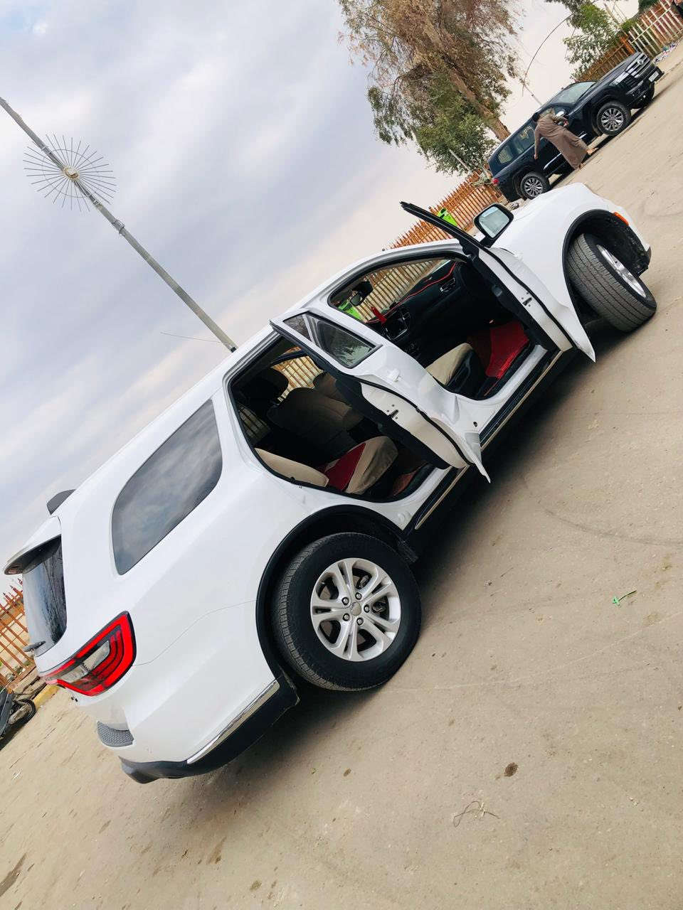 دورنكو موديل 2022 بيع سريع
مواصفات:
سياره بوليسي
لون ابيض
محرك 6 سلندر
بصمه
شاشه كبيره
رادارات
توقف ذاتي
موصفات sxt معروفه بعد تريد تعرف تفاصيل اكثر تواصل
سعر225بيها مجال
رقم ***********
