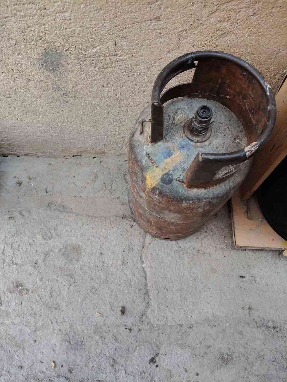جام خانه+ سخان + مميز + شوايه همبركر + مثرامه لحم والبلبي+ مكينه فنكر + ميز فلال+ غنينه غاز + كراسي 2 + حاويه


**إذا كنت صاحب هذا الإعلان وتريد حذفه لأي سبب، رجاءا أرسل رسالة إلى الدعم الفني**