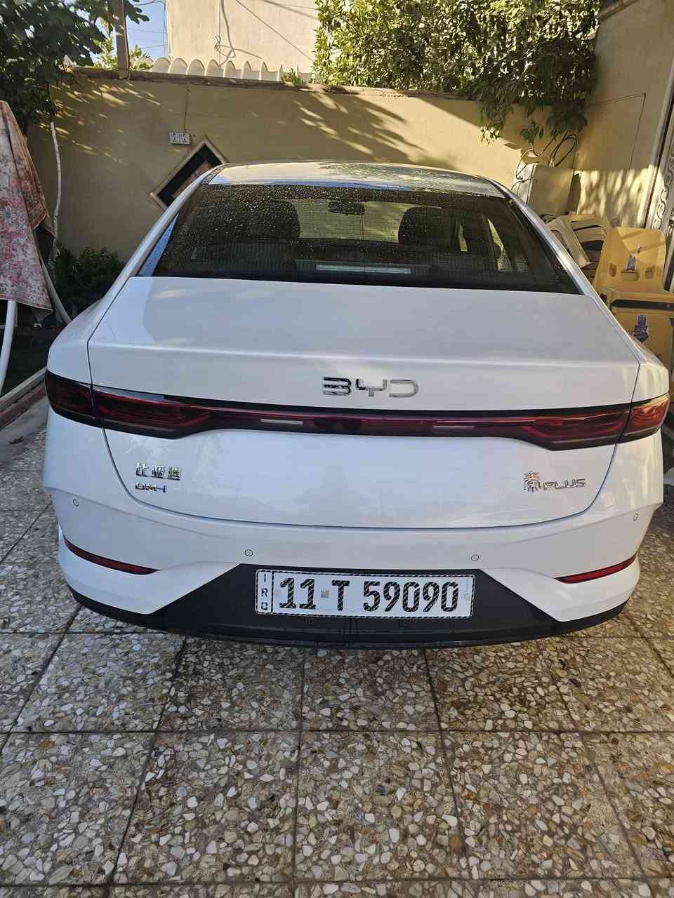 السلام عليكم بي واي دي جن بلاس السيارة على وضع الزيرو مكفوله كفاله عامه من بارد والشخط والرصعه ماشيه ١٤٥٠٠ الف قطعتين تبريد تحكم استيرن مثبت سرعه تشغيل عن بعد داخب زيتيوني رقم بغداد مميز  السعر ١٨٩٠٠ المكان محموديه الاتصال ***********\***********
