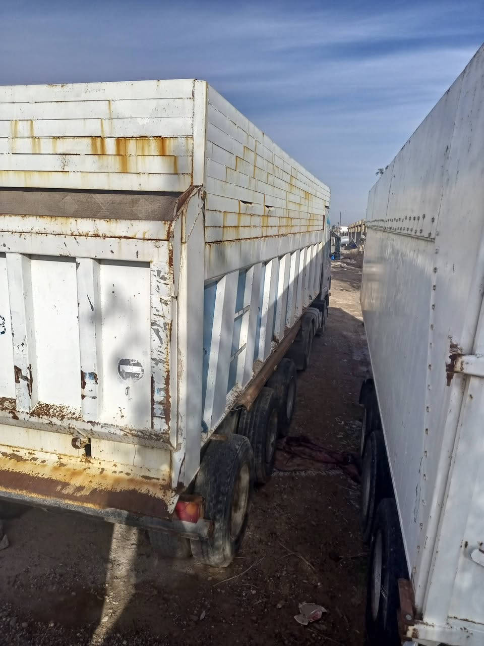 فولفو 2003 البيع حجم محرك 460رقم  سليمانيه مربوطه نساف   
مكفوله كير محرك واكسل شاصي تايرات جدد   
***********مكان صلاح الدين
