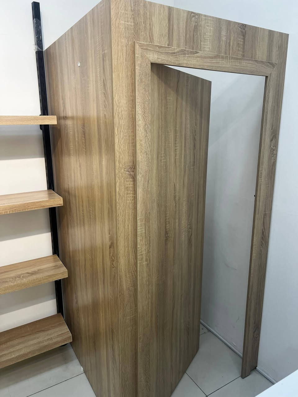 غراض محل للبيع للتواصل
*********** واتساب
