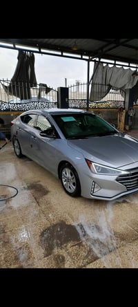 النترا للبيع موديل ٢٠٢٠ محرك ٢٠ دوش السياره ماشيه ٩٧ الضرر نصف جاملغ و...