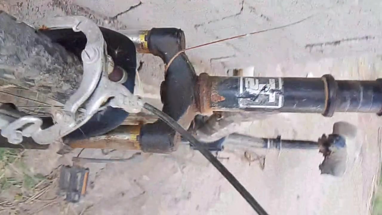 السلام عليكم شباب عندي بايسكل جبل للبيع اللي يفيده يفيده سعر  28 ويريد يراسلني خاص صراحه هذا رقم التليفون ***********عنوان كربلاء سيطره الابراهيميه طريق ام البنين مدرسه اولاد مسلم
