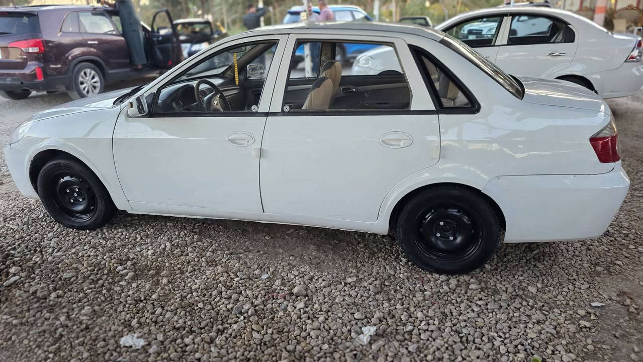 #﷽
#للبيع. ليفان 520  
موديل 2010  رقم. بابل مشروع وطني.
   مكينه  وكير كورله يابني ١٦٠٠ ابلاديه من شركه     
بيه قطعه صبغ وخشم جاملغ الاماي صبغ فقط ولباقي بلاد اصفاح موس مكفوله من ضربه   تبريد شغال شوصي ابلاد  سياره مال بيت اي نقص مابيه. السعر. 43 وبيه مجال 
مكان بابل المسيب. مكلف بالنشر. رقم صاحب سياره.   ***********
