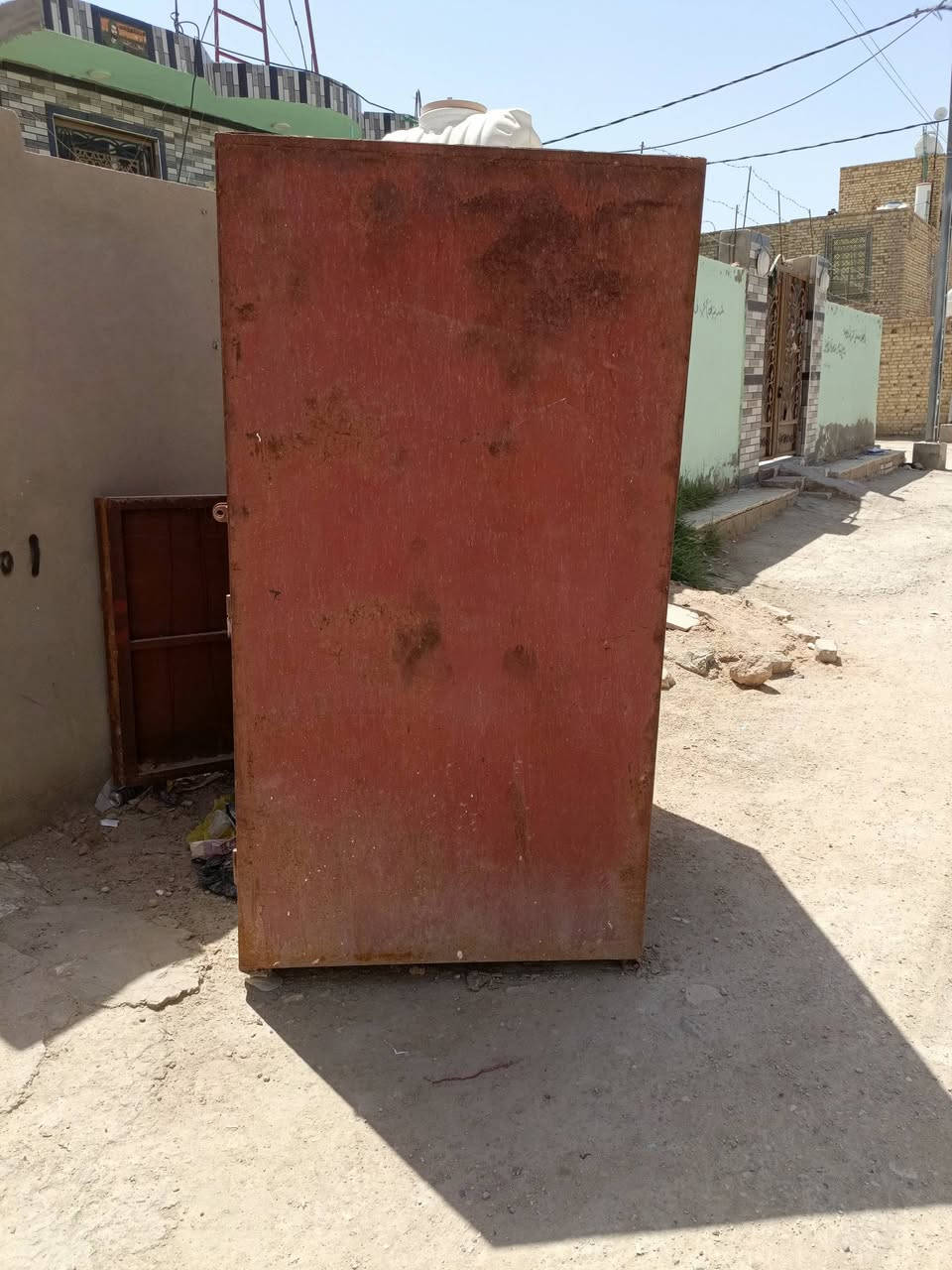 كشك للبيع تسكام وبيه مجال السعر
225 الف مراسله الصفحه او الاتصال بالرقم ***********

المكان قضاء عفك 
حي الشرطه
