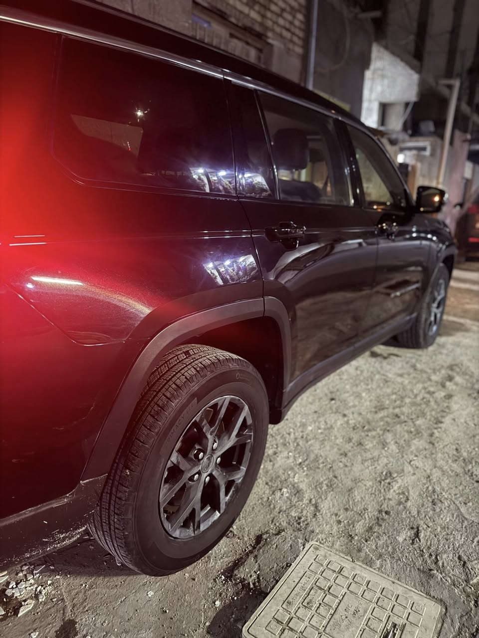 سلام عليكم جيب موديل ٢١ فول عدة لفتحة سقف 7 راكب وصور الحادث وصور سونار بلمنشور ماشية ٥٧ مايل اي ستفسار اتصار ***********
