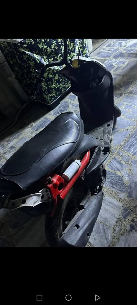 سلام عليكم دراجه لبيع سعر ٣٠٠ بيهة مجال للطيبين رقم *********** بكاني رستميه وره مرور بيهة عرموطه طاكه
