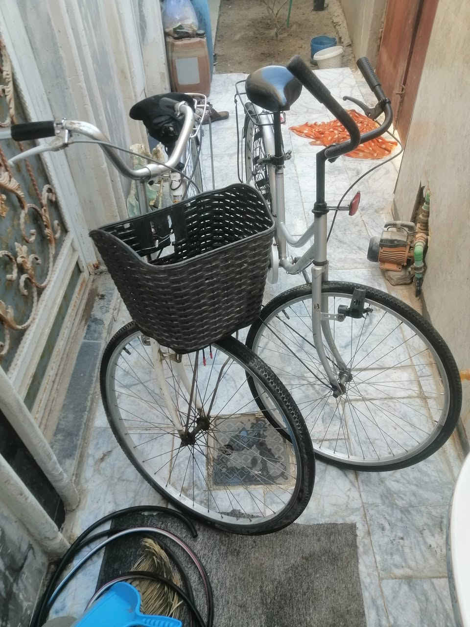 شباب سلام عليكم البيع بايسكلات ياباني فول شرط ياباني السعر ثنيناتهن ب١٧٠ وبيه مجال مكاني بابل السده الهنديه رقم الهاتف ***********
