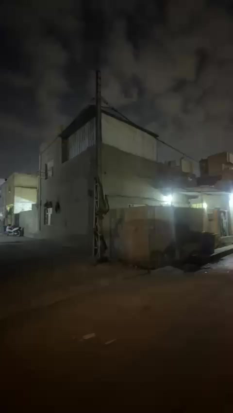 الدار للبيع مساحه 72 مربع ركن شارع الفلاح قطاع 19 خلف قسم النضافة تفاصيل بلفيديو هاتف *********** سعر 140 مليون
