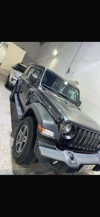 جيب رانكلر مديل ٢٢٠١الفحص والتقرير بلمنشور جديده جدا اي نقص مابيهه مكي...