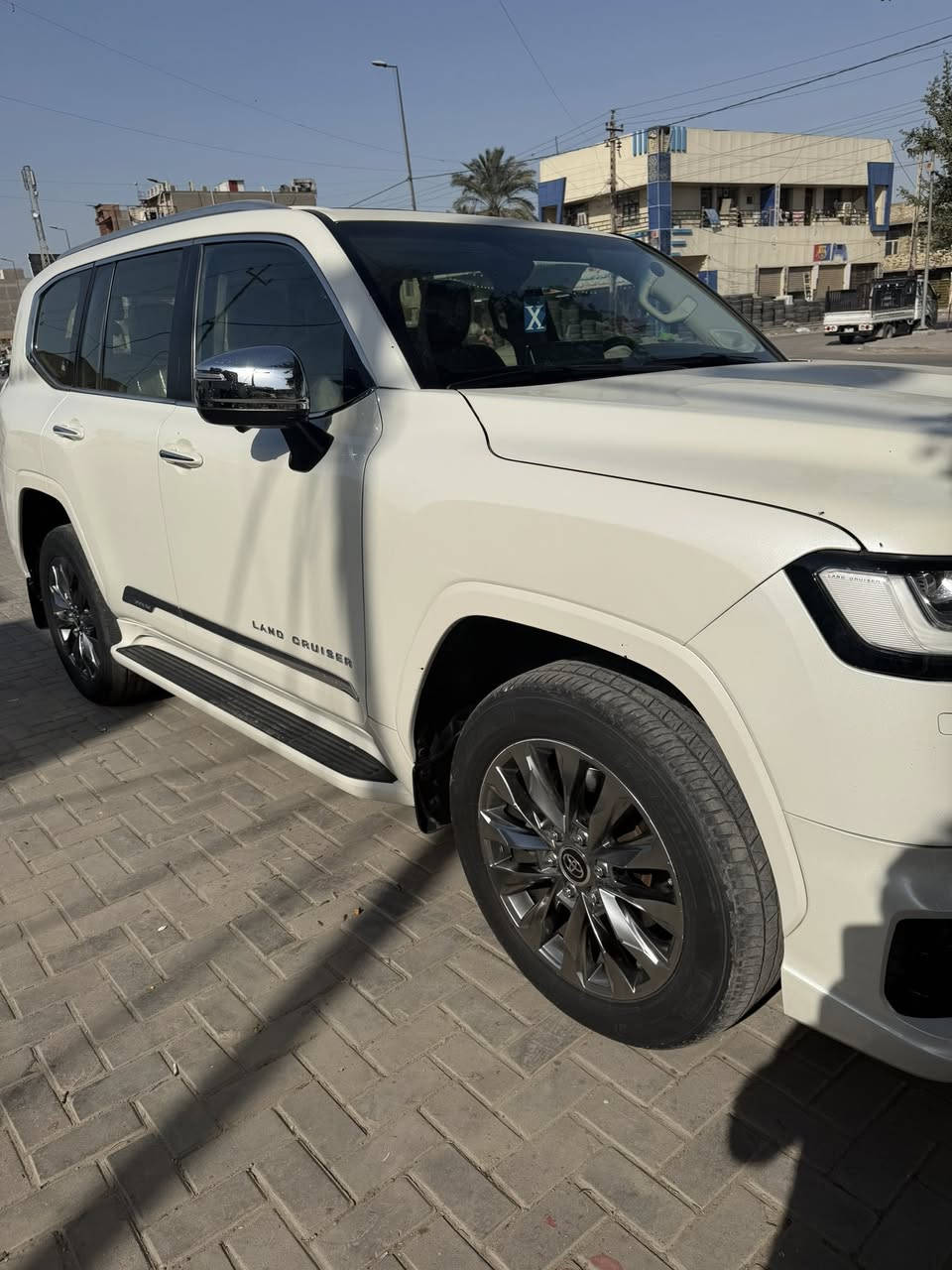 السلام عليكم لاندكروز vx لمتدد فول مواصفات أم الضمان ساز مكفوله عام رقم أربيل ب اسمي ماشيه ٨٥
مكاني بغداد السيديه 
***********
