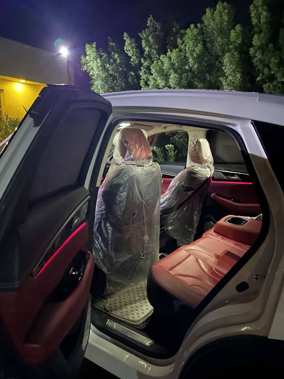 شانجان cs85 2023 ليمتد
ماشية 44 الف والسيارة حرة رقم بغداد
ترحيب انارة لد خلفي امامي
داخل لد الوان متغير 64 لون بلادي
رادار امامي خلفي جانبي
كامرات محيطية 360 مع داش كام بلادي 4 جهات
حساسات 8 وتنبيه خروج مسار وكروس سرعة
اوتو هولد واوتو بارك وتقديم وترجيع عن طريق البصمة
داخل جلد ماروني والكشنات هيتر وتبريد وكهرباء
بانوراما على طول القمارة مري شفط
خزن ميموري وقيادة 4 وضعيات والعدادات دجتل 3 اشكال ..
مكينة 2000 تيربو كير 8 نمر
السعر 200 ورقة ومجال بسيط للشراي


**إذا كنت صاحب هذا الإعلان وتريد حذفه لأي سبب، رجاءا أرسل رسالة إلى الدعم الفني**