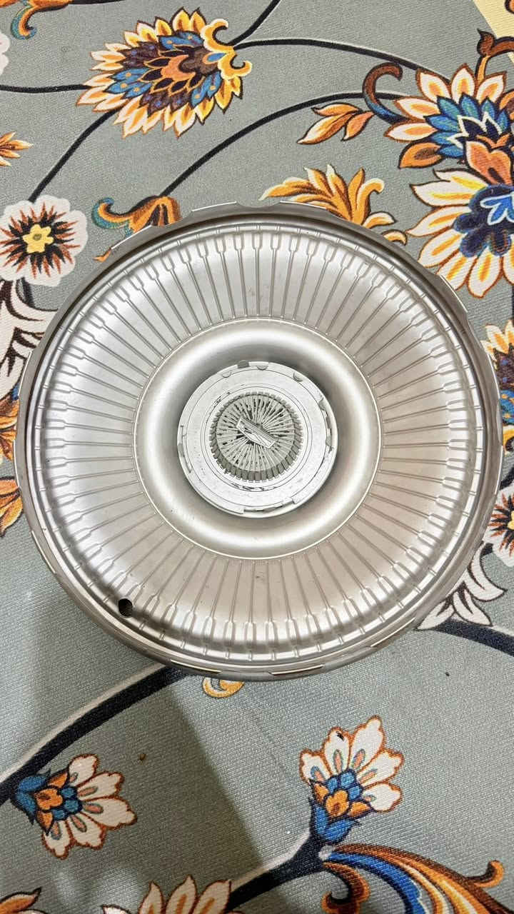 سلام عليكم
زوج كبات 
للبيع 
حجم 14 
شراي اتصل 
***********
