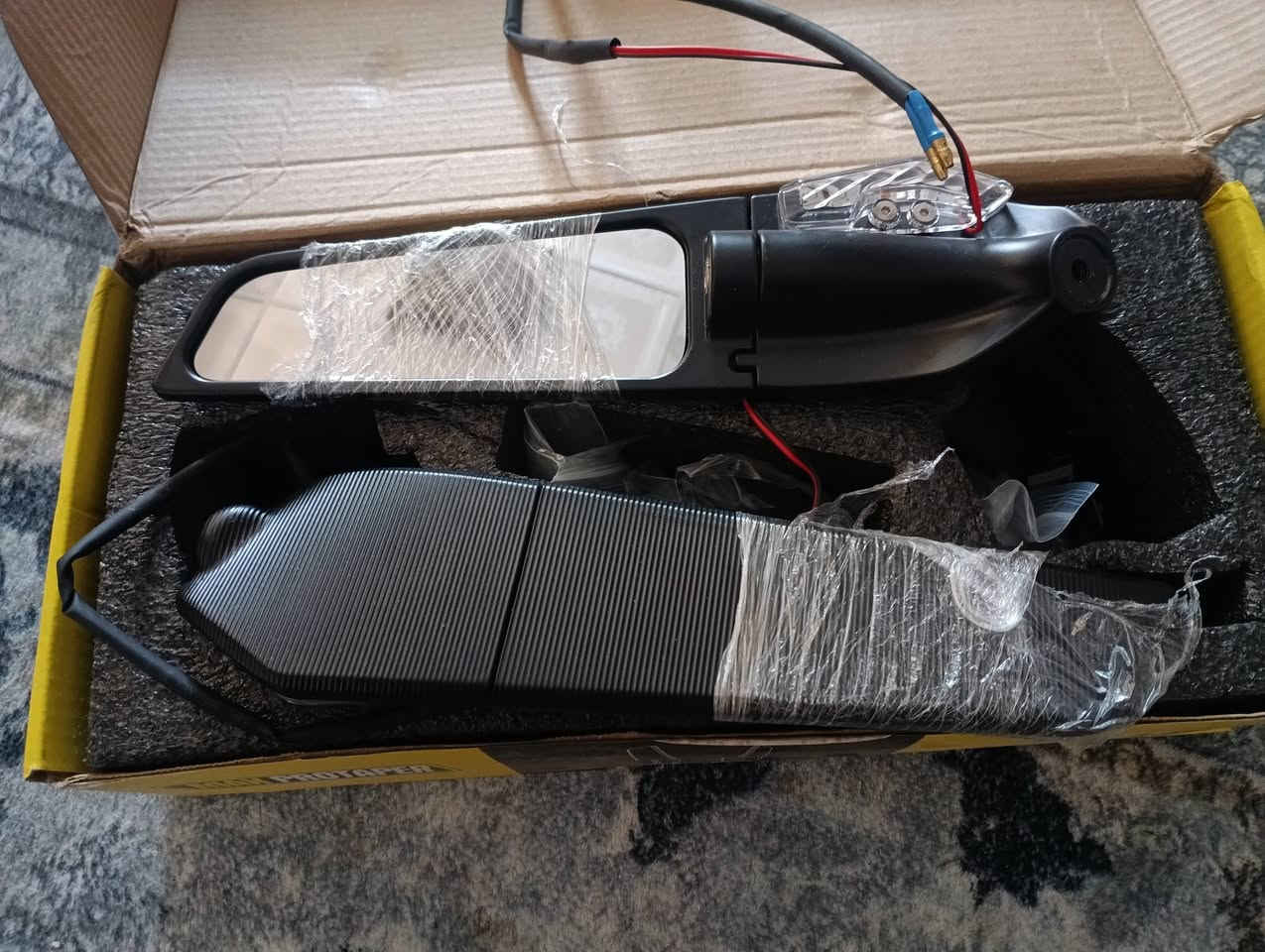 أدوات متنوعه للبيع العنوان بغداد سبع قصور مجمع النوري
***********
