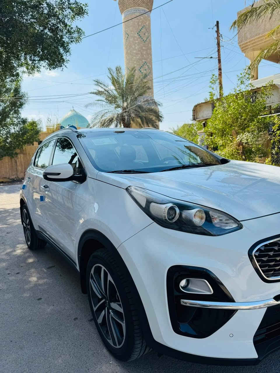 السلام عليكم كيا سبورتج 2020
الشركه الدوليه العراقيه رقم بغداد بأسمي ماشيه 48 
كفاله عامه ع وضع الشركه فول عدا البانوراما بصمه 
صندوق خلفي كهرباء شاشه كامره تبريد شاشه 
داخل جلد حساس أمامي خلفي 
بغداد المنصور للاستفسار الاتصال فقط 
‏‭***********
