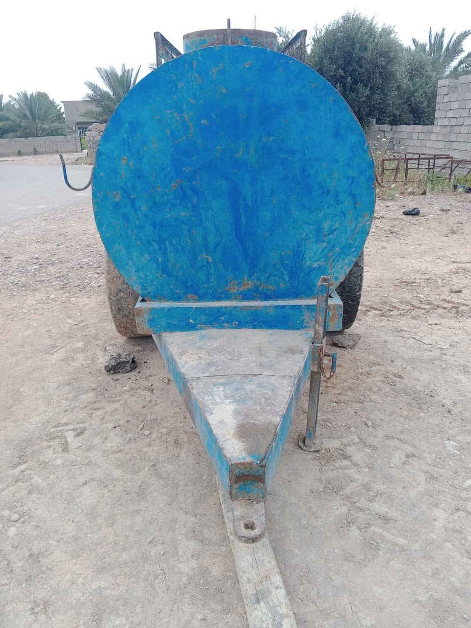 سلام عليكم مقطورة للبيع عنوان ديالى كنعان التوصيل *********** *********** وني بخدمة
