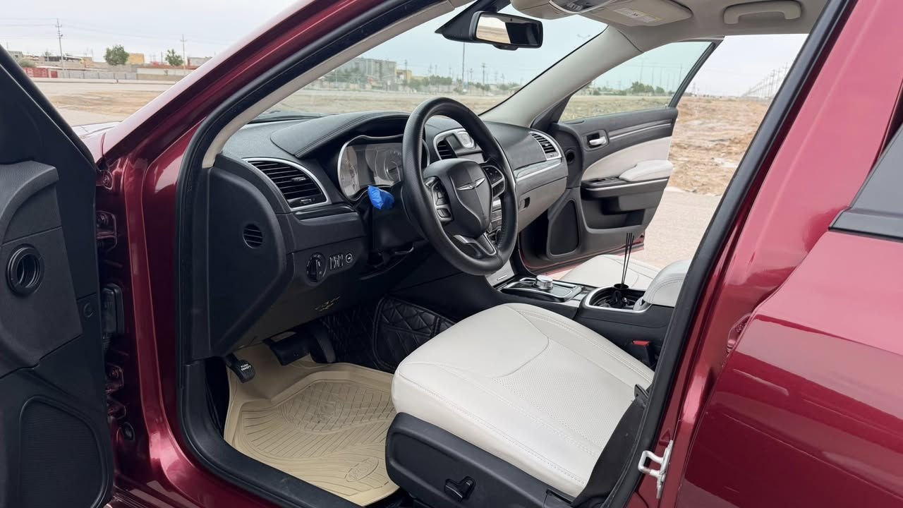 سلام عليكم عليكم اوبامه البيع ٢٠١٨ اصل اصل وارد امريكي حادث جاملغ وبنيد صور الحادث موجوده بل منشور 
رقم بغداد الدولي بسمي سنويه ٢٧
مواصفات عادي 
شاشه كار بلي تعرض
تخم تاير + ويل مكسيكي جديد 
كير مكينه حداده اكسل كارتون 
داخل مطعم ابيض 
السياره جديده ونقص برغي ما بيه كله عله فحص 
مكان السياره بصره القرنه ***********
سعر ٢٢٥ وبيه مجال
