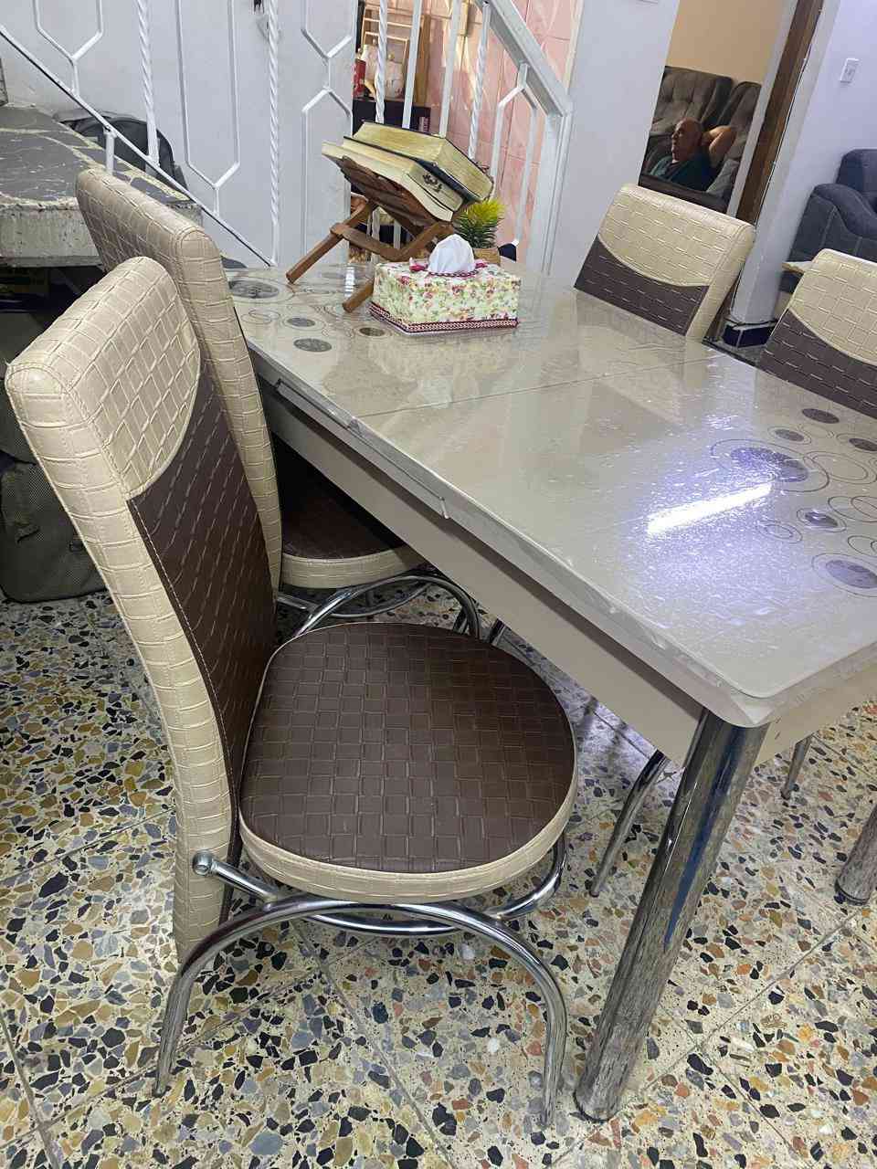 ميز طعام ٦ كراسي يتكبر ويصغر السعر ١٠٠ الف المكان الغزاليه


**إذا كنت صاحب هذا الإعلان وتريد حذفه لأي سبب، رجاءا أرسل رسالة إلى الدعم الفني**