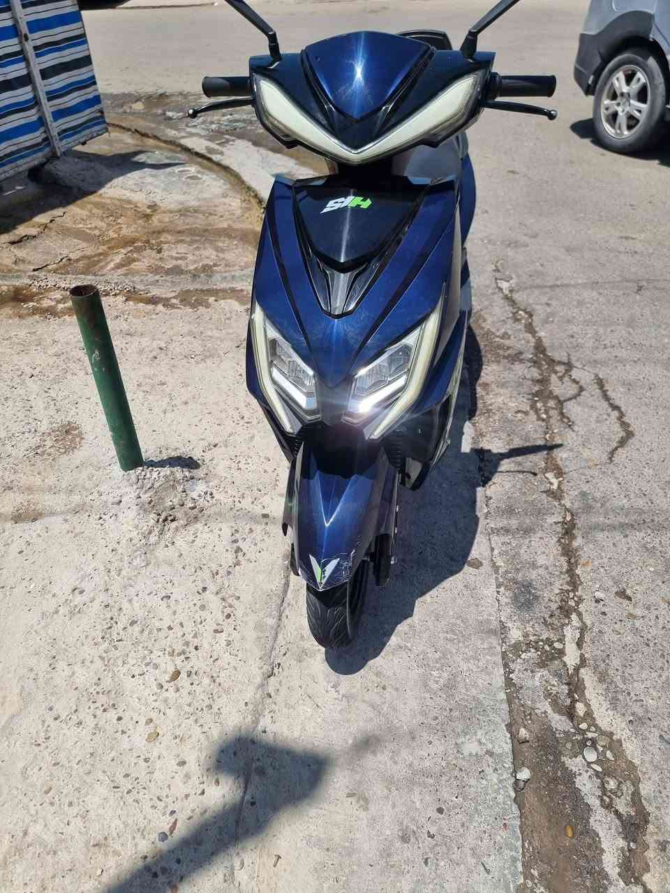 دراجه شحن نوع سكنس شركة الجوهره  تحمل 6 بطاريات عل فحص ترجع عل بك بيه بصمه وسويج ملف 2000 السرعه ٨٠ بيه جوزه دراجه مكفوله مابيه اي نقص السعر 600 العنوان بغداد المشتل @


**إذا كنت صاحب هذا الإعلان وتريد حذفه لأي سبب، رجاءا أرسل رسالة إلى الدعم الفني**