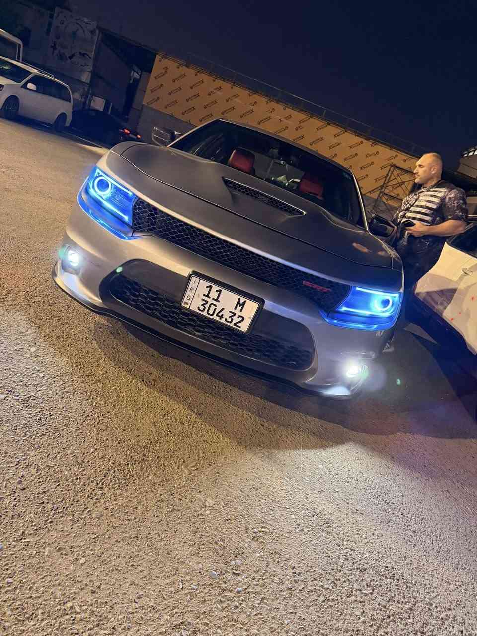 للبيع جارجر rt
2016 وارد امريكي

V8
هيمي 5.700
بيها قطعه صبغ هنا بغداد
بيها كلير
شي بسسط
حادث جاملغ عكس السايق لا ايرباك لا لغد لا شاصي سياره اي اييي نقص ماكو تصعد بيها برغي نقص ١٪؜ حماوه والخ من مشاكل ماكو سياره تاخذها شغل و روح نظيفه وعلى ايدي
السياره مصروف عليها وما متعوبه ابد بس متوازي عليها
مواصفات معروفه كشنات تدفئ والخ..،من مواصفات الRT
عدسات من اوزون اعلى فئه سعرها مع الشد ٥٥٠ 
حاجب متلون ومتغيير سرعه والوان وبي ضمان ٢٥٠
اكزوز رموت صوت رهيب
اناره داخلية ٢٥٠ متغيره مع تحديد سرعه موسيقى تفاعليه
سياره مصروف عليها هوايه تجي وتشوف
#حي_الجهاد_او_اليرموك
رقم واتساب فقط ***********
السعر 180
