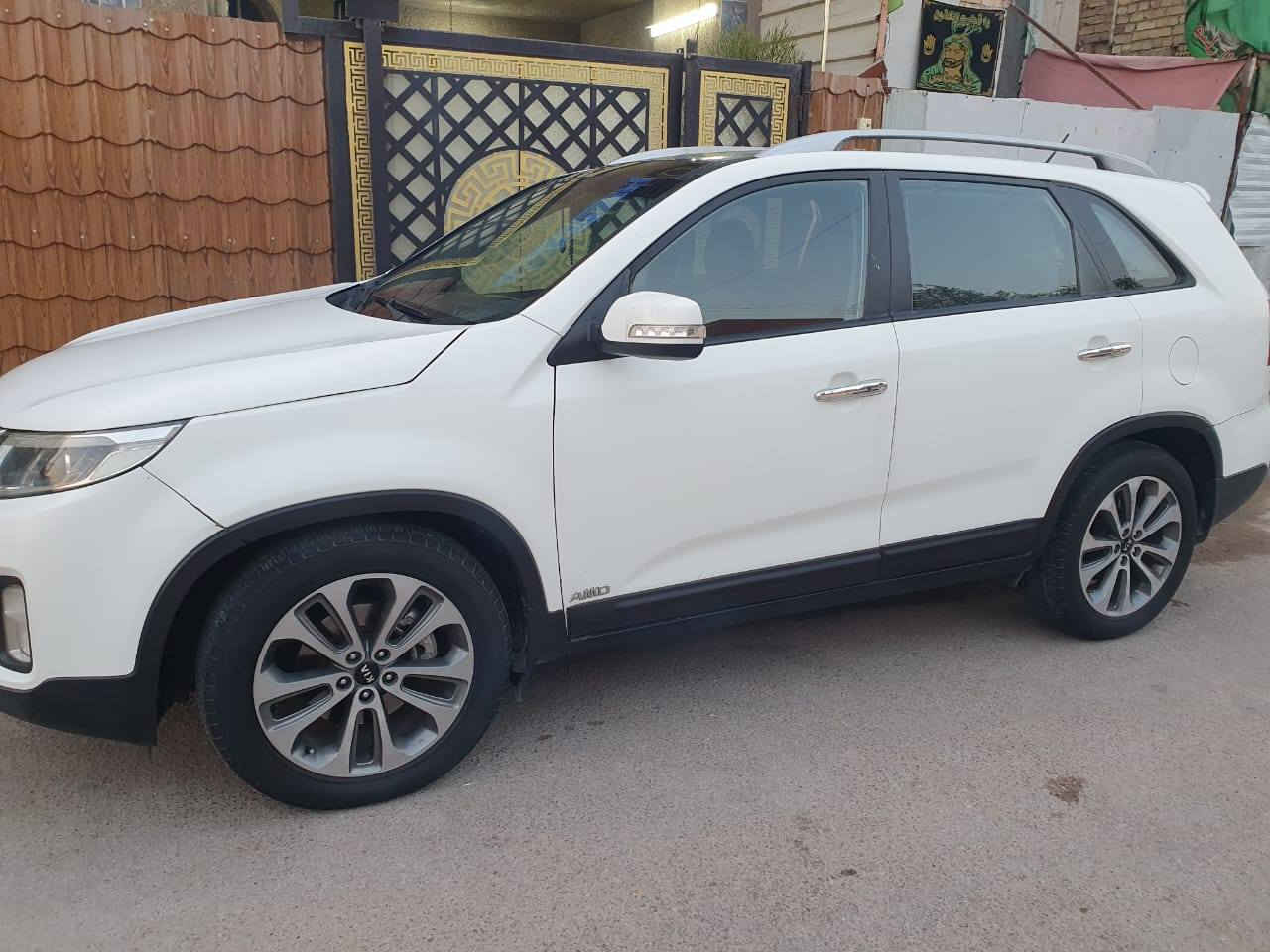 كيا سورنتو /خليجي الموديل 15
السعر: 160وبيها مجال 

فول مواصفات المحرك 6سلندر 3500

بانوراما طكتين 

تحكم استيرن 

تبريد تدفئه  

يدات نيكل

لدات امامي خلفي 

علامة السورنتو مضيئة بالدوسه

مري جانبيه شفط كهربائي

بصمات عدد 3

كشنات كهربائيه 

حساسات اماميه خلفيه 

كاميرا خلفيه 

نضام ايكو اقتصادي

 3قطع تبريد 

سبعه راكب

وبعد بيها هواي مواصفات حلوة

السياره ضربتها صفحه وبنيد + سونار موجود 

العنوان:  السماوة 

للاستفسار:  *********** 

متواجد واتساب
