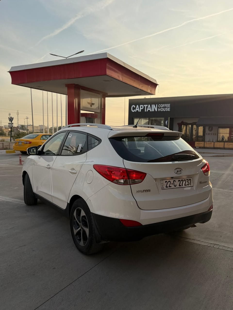 هونداي توكسون 2011 
خليجي 
محرك حجم 2000 دوش
صبغ باب الخلفي فقط بدون دواخل  
طخم تأير وبطاريه جديد
ورقم وهزه جديد رقم اربيل
شرط التحويل 
السعر 133 وبي مجال 
العنوان : كركوك قادسيه  
***********
***********
