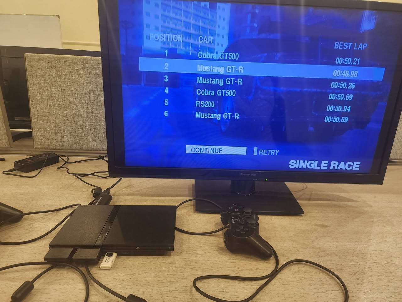 بلي ٢ سلم نظيف مهكر
مكان القرص مادري بي شغال او لا ممفحوص 
السعر ٤٥ الف 
مكاني الحريه بغداد 
الملحقات 
كيبل باور محوله 
فيشه ٣ الوان 
دبل جوستك شغالات 
دبل مموريات كارد 
فلاش مموري ١٦ غيغا بي ٣١ لعبه 
متوفر توصيل ٥ الف لكل المحافظات العراقيه


**إذا كنت صاحب هذا الإعلان وتريد حذفه لأي سبب، رجاءا أرسل رسالة إلى الدعم الفني**