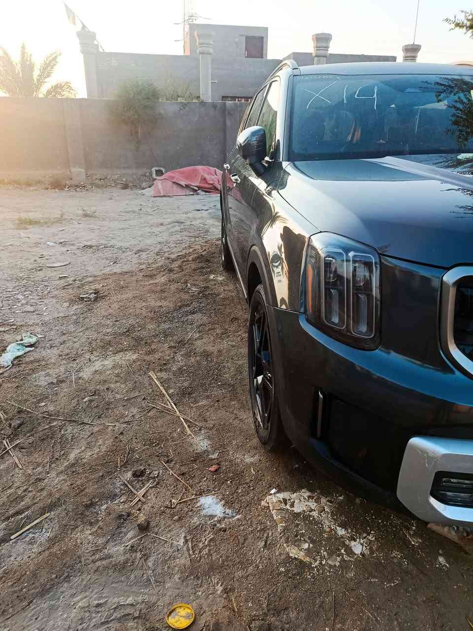 السلام عليكم متوفر تلورايد  موديل 2023 سياره جديده ما ماشيه ماشا 15,000 رقم بغداد بأسمي السياره زيرو ما بيها حادث 6 سلندر 7 راكب للبيع او المراوس مكاني بابل ناحيه الشوملي للاستفسار رقم الهاتف ***********
