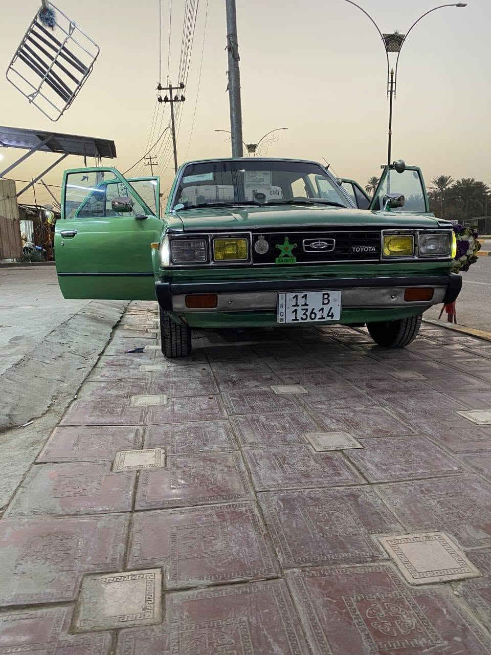 سلام عليكم تــــــــيوتا كرونه موديل 80 رقم بغداد بسمي سنويه لل30  حداديه تخم تاير تبريد كهربائيات سستم سمعات شغاله كلها،  ***********
55 وبيه مجال
