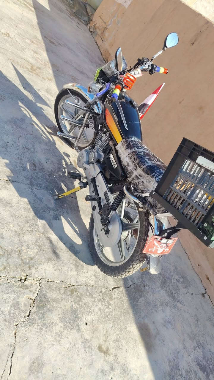 سلام عليكم دراجه لل بيع موديل 2021 نضافه فول محرك ما مفتوح كهربايات كله شقاله لا صرف ولا بخار 👁 عنواني كركوك قضاء الدبس  اطكيه بل شرط اتصل ***********
