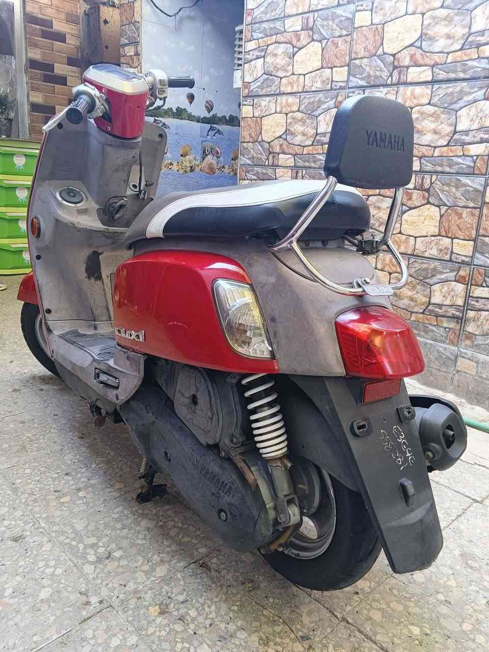 سلام عليكم بوليسي نوزل بلاديه نضاف فول بعده حاويه صارله شهر السعر 950وبيه مجال شويه ‏‪***********‬‏
