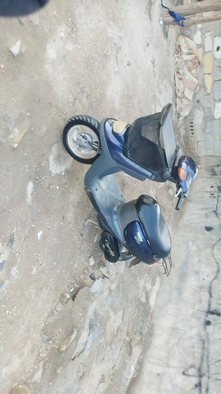 السلام عليكم ورحمه الله وبركاته دراجه منغولي بلاديه 2003 ما مفتوحه شغاله عنوان كربلاءن350 الشراي اتصل على هذا الرقم العنوان كربلاء***********
