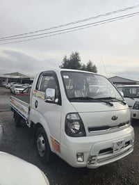 كيا حجم 4000 موديل 2019 منافيس اصلي شرت وكاله   07503344677