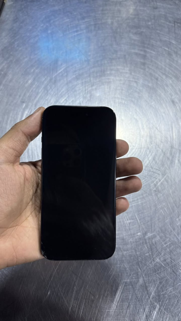 السلام عليكم 
15 عادي ذاكرة 128 بطارية 86 ماستر خلص الضمان قبل 6 اشهر مستعجل على بيعته السعر جوة السوك رايدة ب٥٥٠ الف مكاني بغداد بوابة العراق ***********
