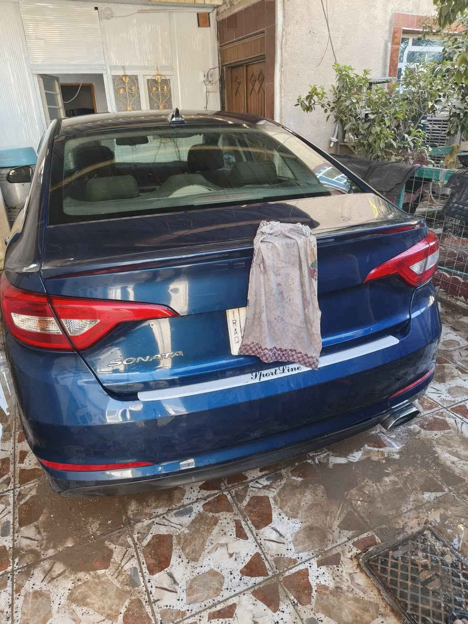 السلام عليكم
مكلف بالنشر سياره سوناتا ٢٠١٥ وارد امريكي 
السعر ١٢٠ بيها مجال يوجد سونار كامل بالسياره 
المكان بغداد اي استفسار الاتصال ع الرقم ***********
يوجد واتساب
