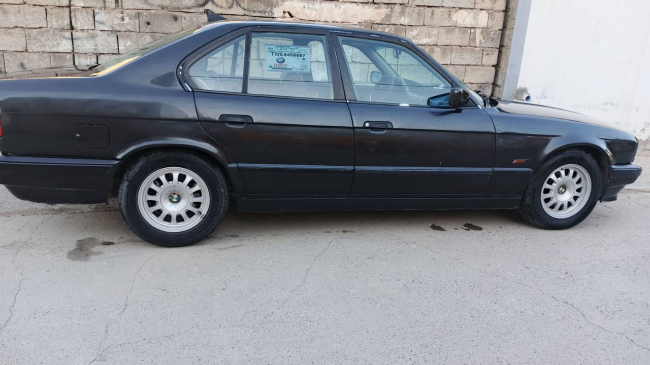 للبيع بكركوك ✅✅✅ 
موديل 1992 كير محرك اب تبريد شرط سنويه جديده مشروع وطني شرط تحويل حجم 525 محرك  يرهم مراوسه هم


**إذا كنت صاحب هذا الإعلان وتريد حذفه لأي سبب، رجاءا أرسل رسالة إلى الدعم الفني**