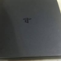 بلايستيشن ٤ • مهكر • مع ملحقات